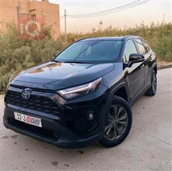 تۆیۆتا ڕاڤ 4